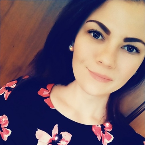 Meet your Posher, Victoria - Picture 1 of 1